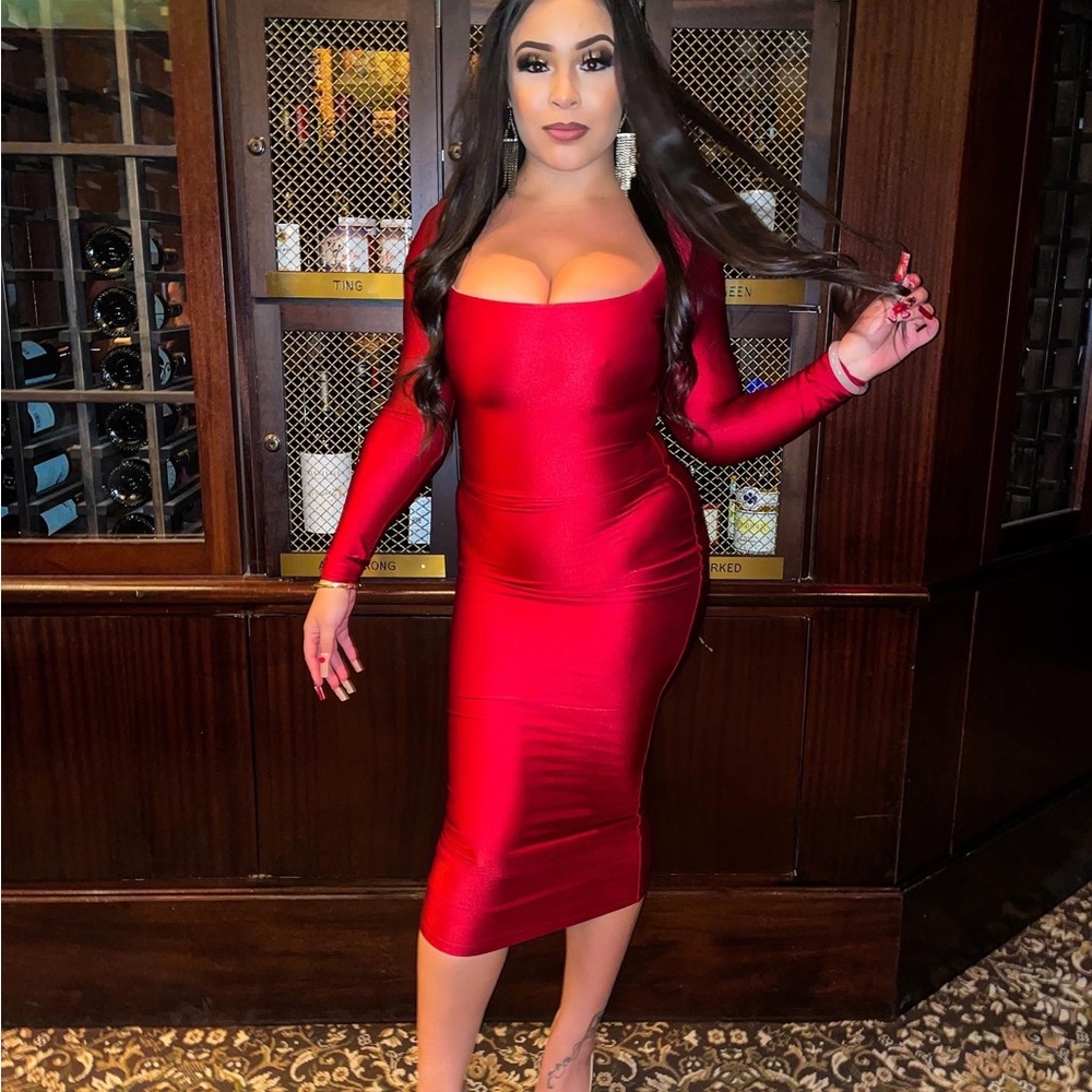 Naked Wardrobe Squared Away Midi Dress